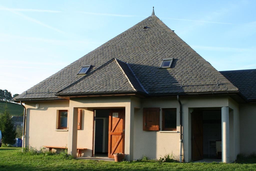 Domaine De L'Ours / Camping Lodge Saint-Urcize Exterior photo